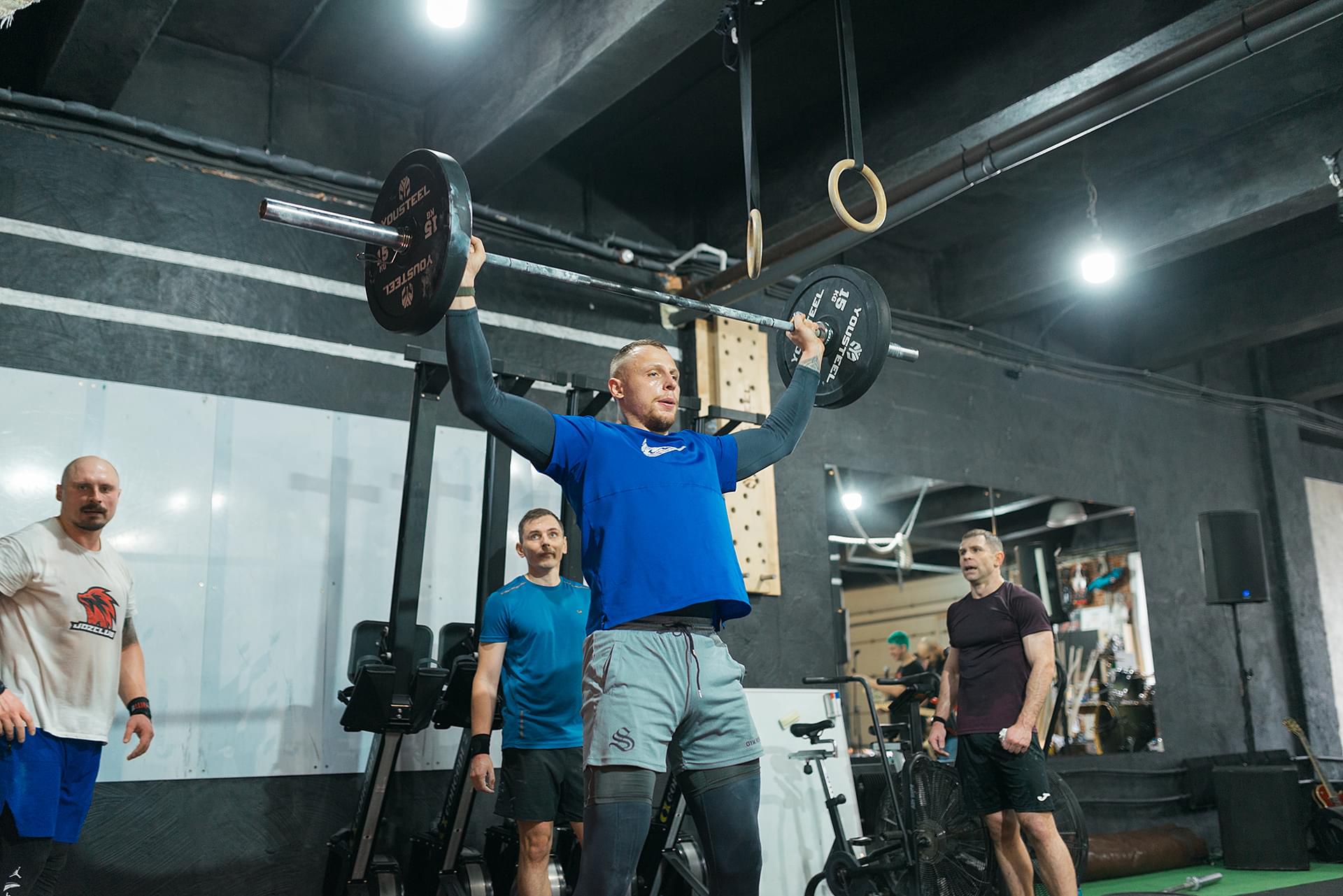 Зал: тренировки